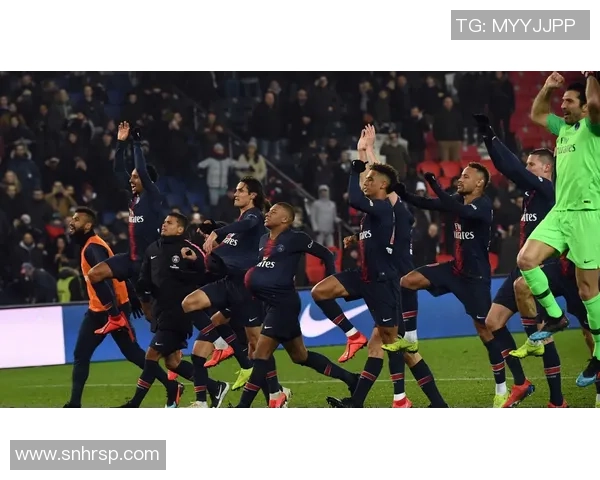 法国杯激战巴黎圣日耳曼对阵斯特拉斯堡全力争夺晋级名额